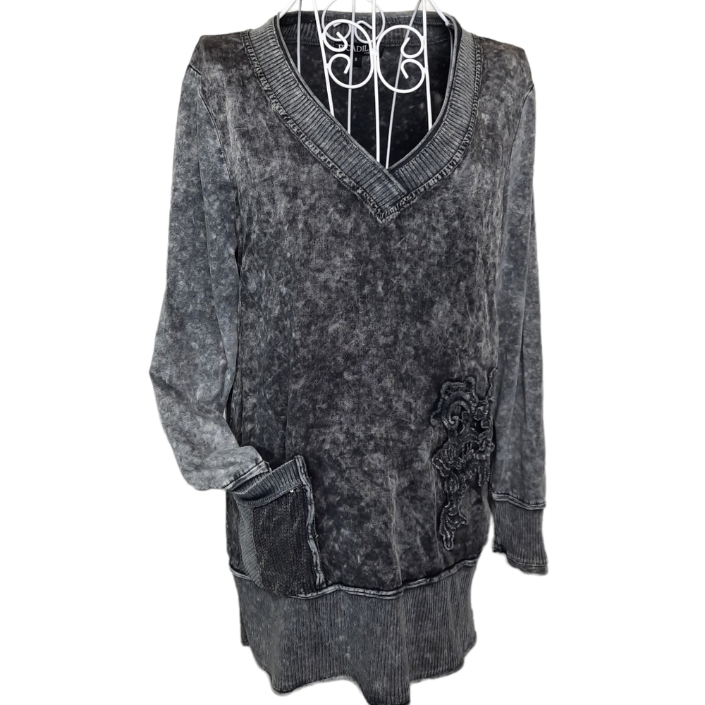 Picadilly Canada Gray V-Neck Tunic SZ S